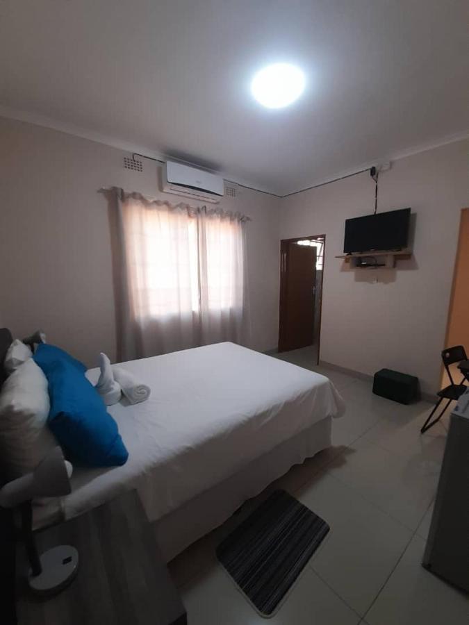 Amariah Guesthouse - Kazungula Kasane Exteriör bild